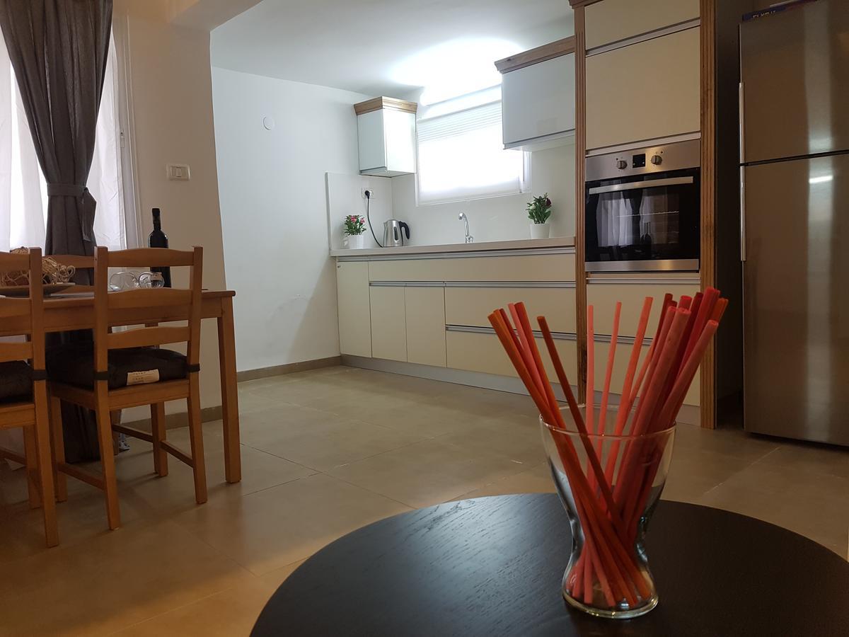 Aparthotel אבני החושן- Avnei Hoshen Naharija Exterior foto