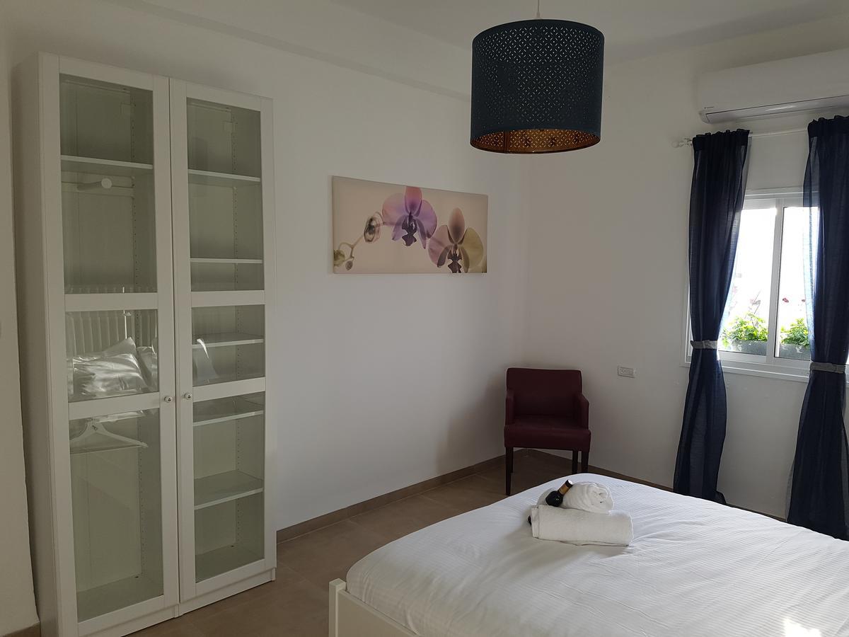 Aparthotel אבני החושן- Avnei Hoshen Naharija Exterior foto